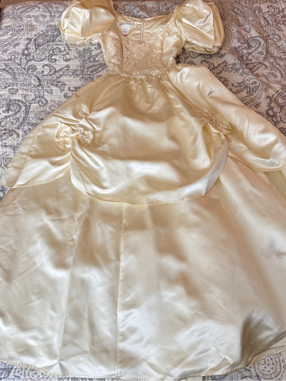 Vintage Women’s 80s Jessica
McClintock Wedding Prom Dress